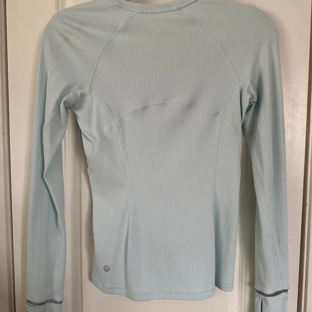 Lululemon Icy Blue Ribbed Rulu Long Sleeve Running or Training Top - Picture 7 of 7